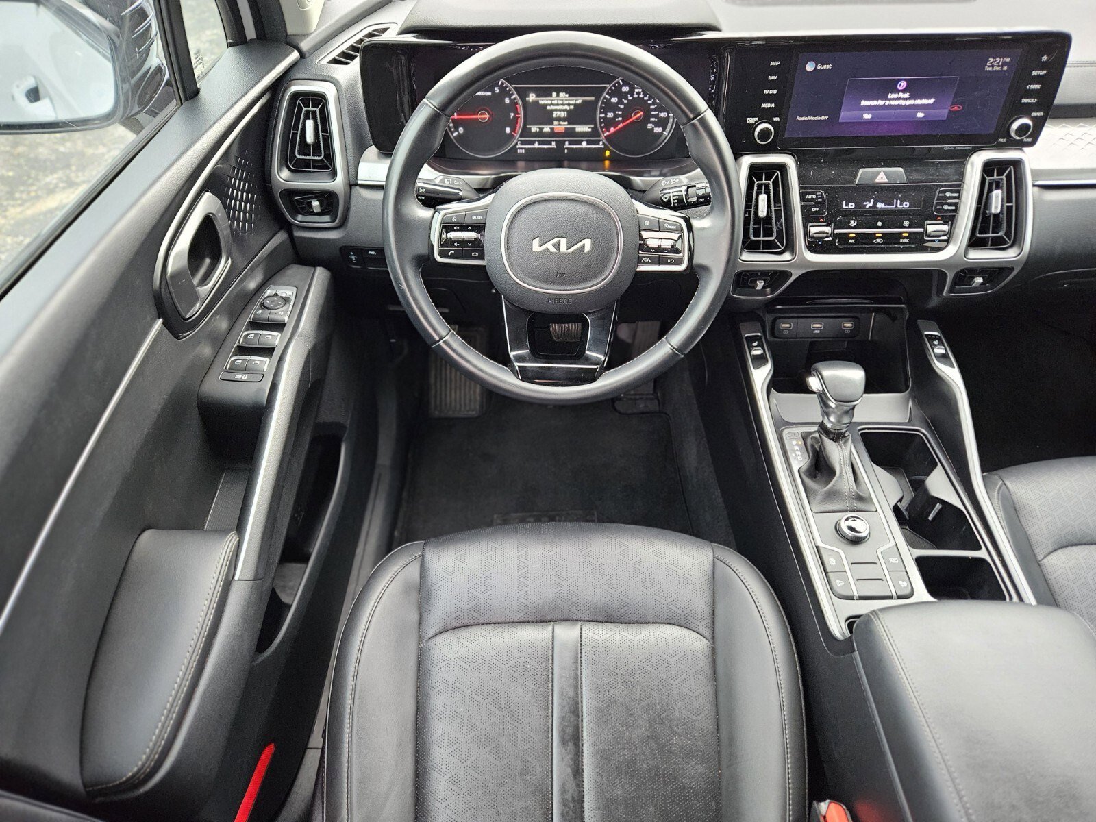 Used 2022 Kia Sorento S image 14