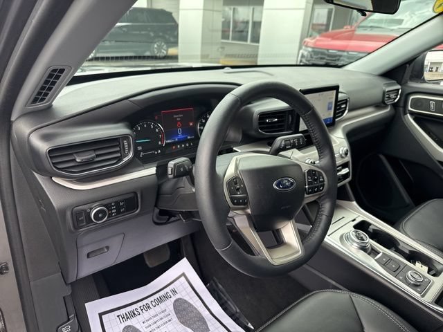 Certified 2024 Ford Explorer XLT w/ Equipment Group 202A AWD/4WD image 14