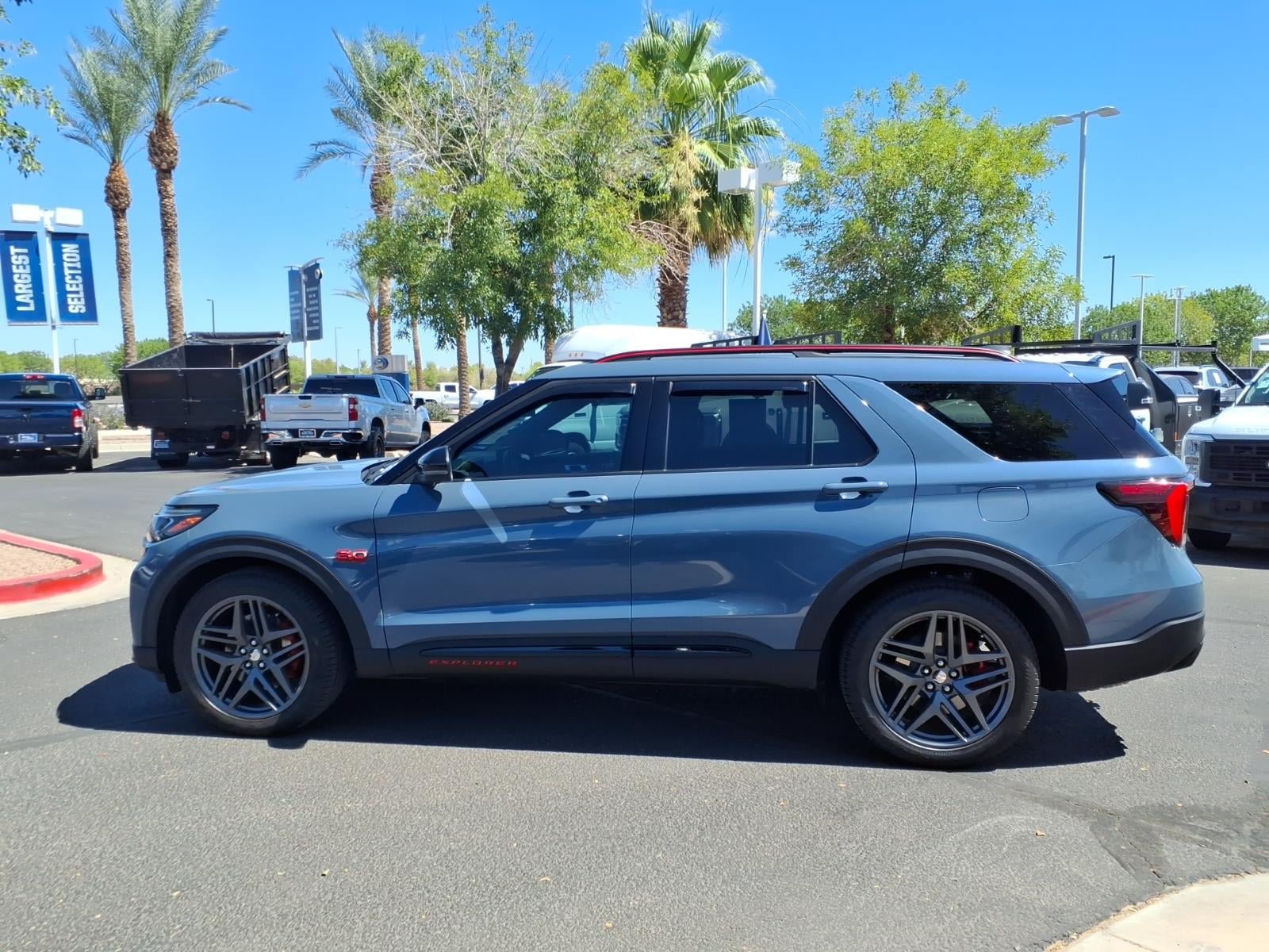 Certified 2025 Ford Explorer ST w/ Sun And Sound Package AWD/4WD image 7