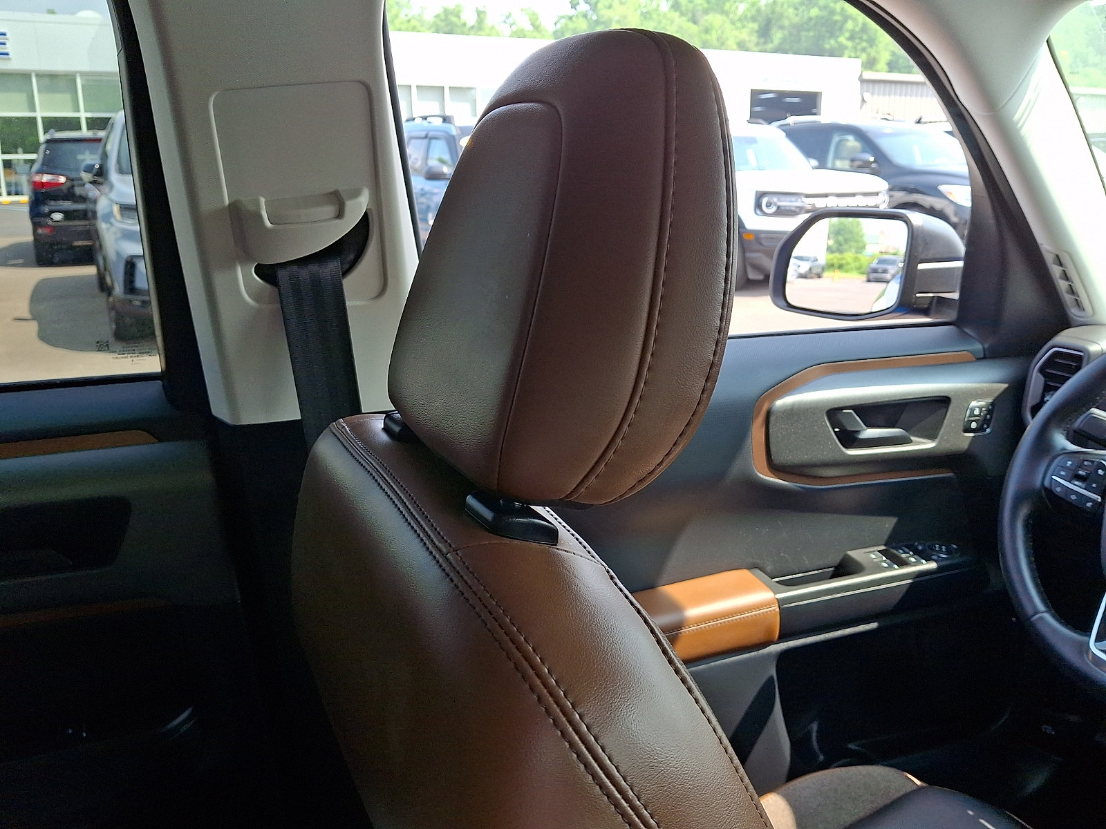Certified 2025 Ford Bronco Sport Outer Banks AWD/4WD image 13