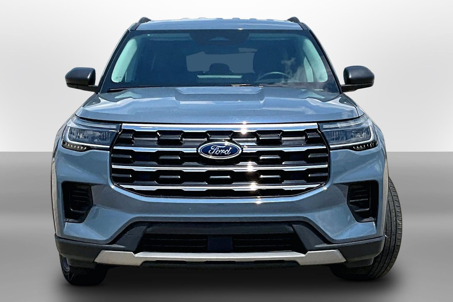 Certified 2025 Ford Explorer Active AWD/4WD image 3