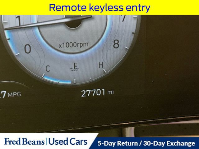 Used 2024 Hyundai Elantra SEL image 15