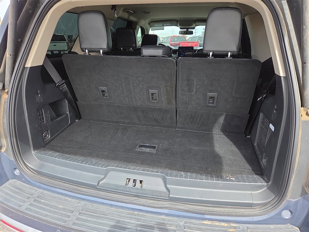 Certified 2023 Ford Expedition XLT image 17
