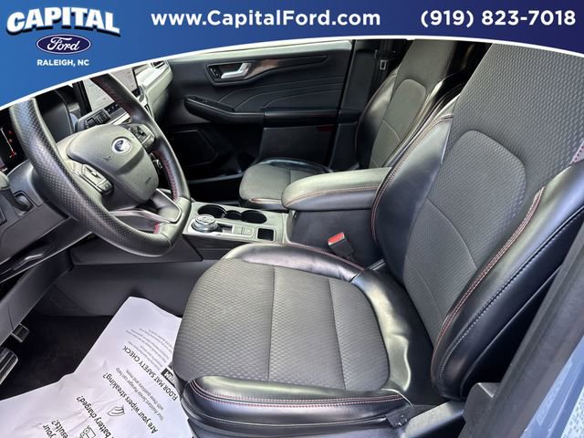 Certified 2024 Ford Escape ST-Line w/ Tech Pack #1 AWD/4WD image 19