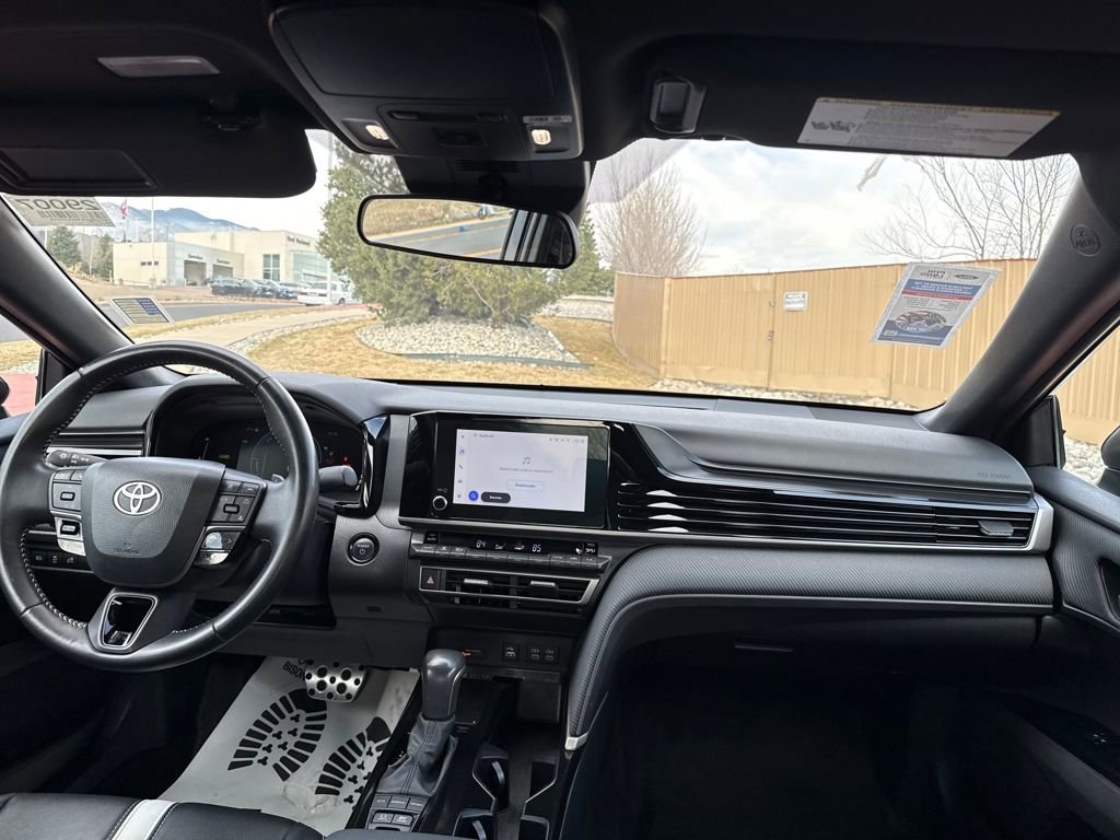 Used 2025 Toyota Camry SE image 25