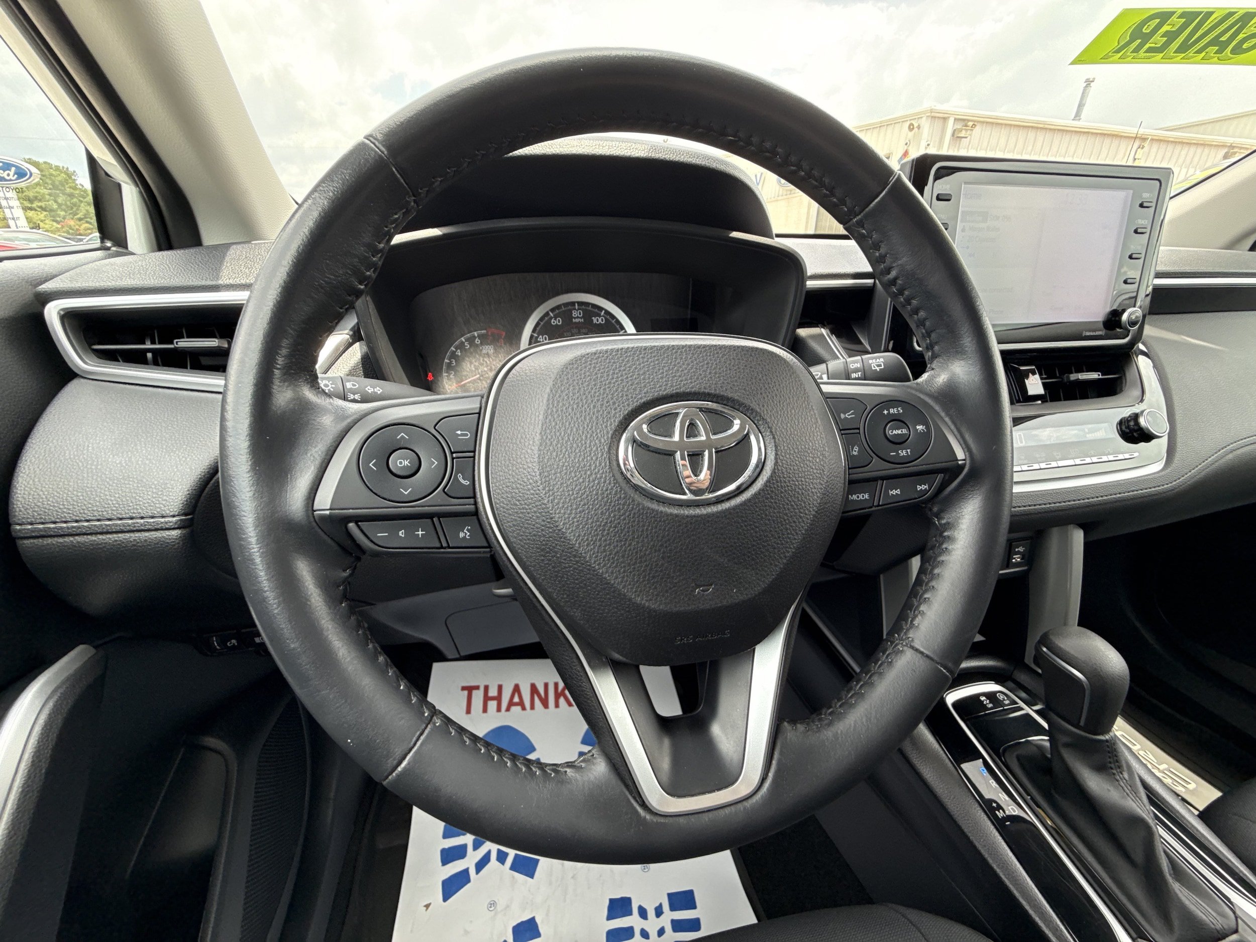 Used 2022 Toyota Corolla Cross LE AWD/4WD image 14