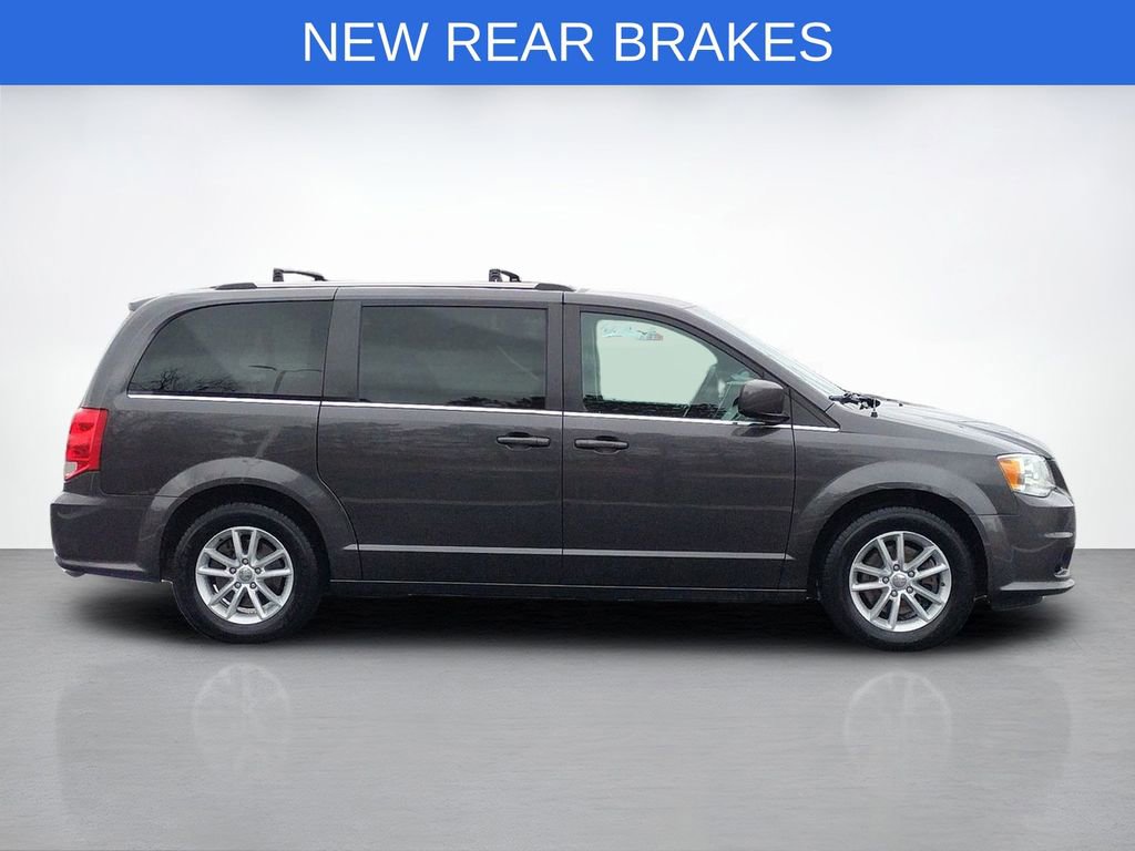 Used 2020 Dodge Grand Caravan SXT FWD image 2