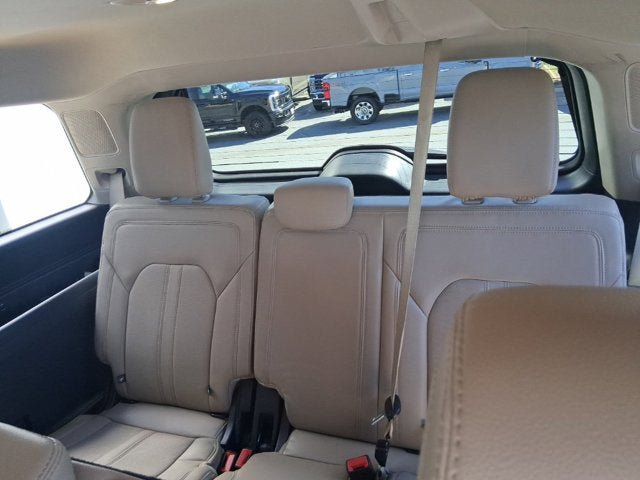 Certified 2022 Ford Expedition Limited RWD image 13