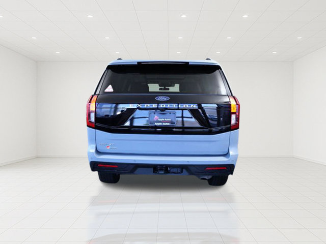 Certified 2025 Ford Expedition Active AWD/4WD image 5
