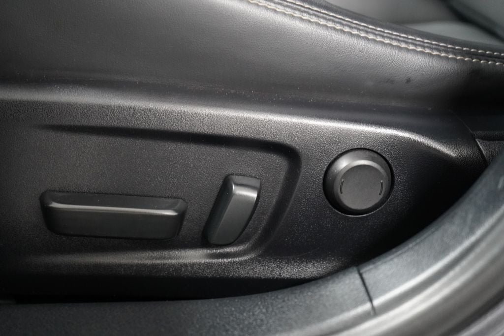 Used 2022 Lexus IS 300 AWD w/ Premium Package image 15