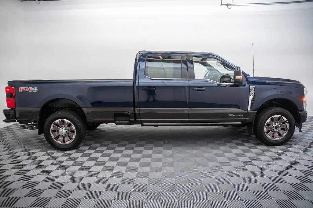 Certified 2025 Ford F250 King Ranch AWD/4WD image 4