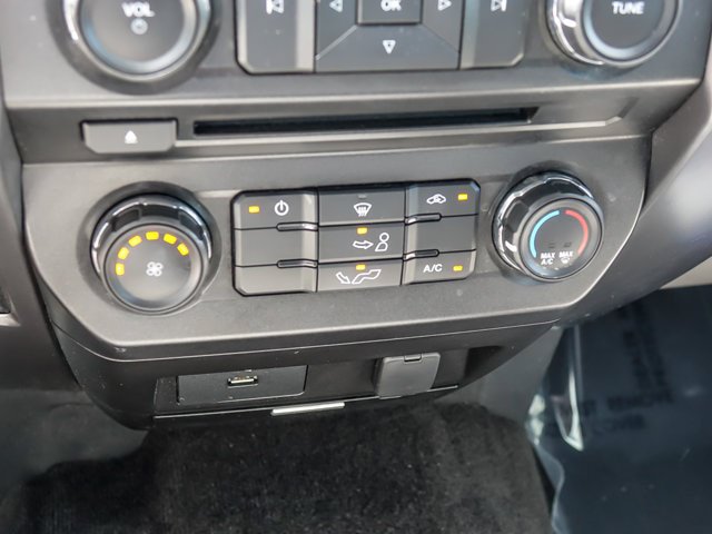 Certified 2017 Ford F150 XLT w/ Trailer Tow Package AWD/4WD image 17