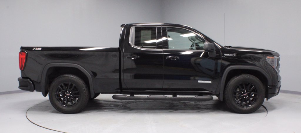 Used 2023 GMC Sierra 1500 Elevation AWD/4WD image 11