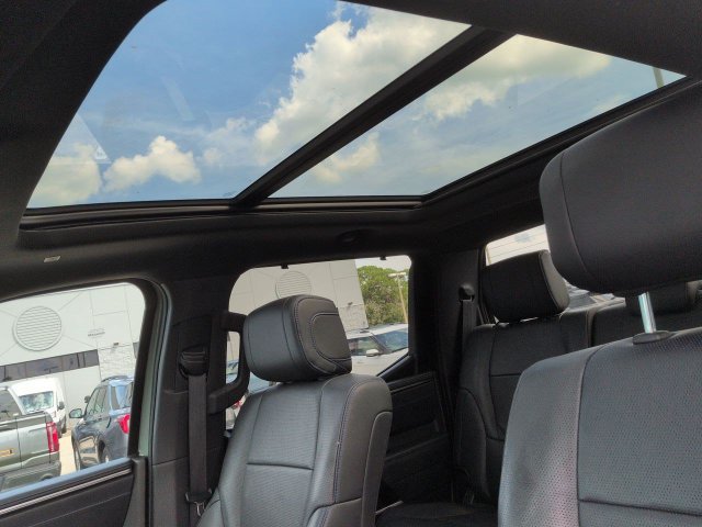 Used 2025 Toyota Tundra Platinum AWD/4WD image 21