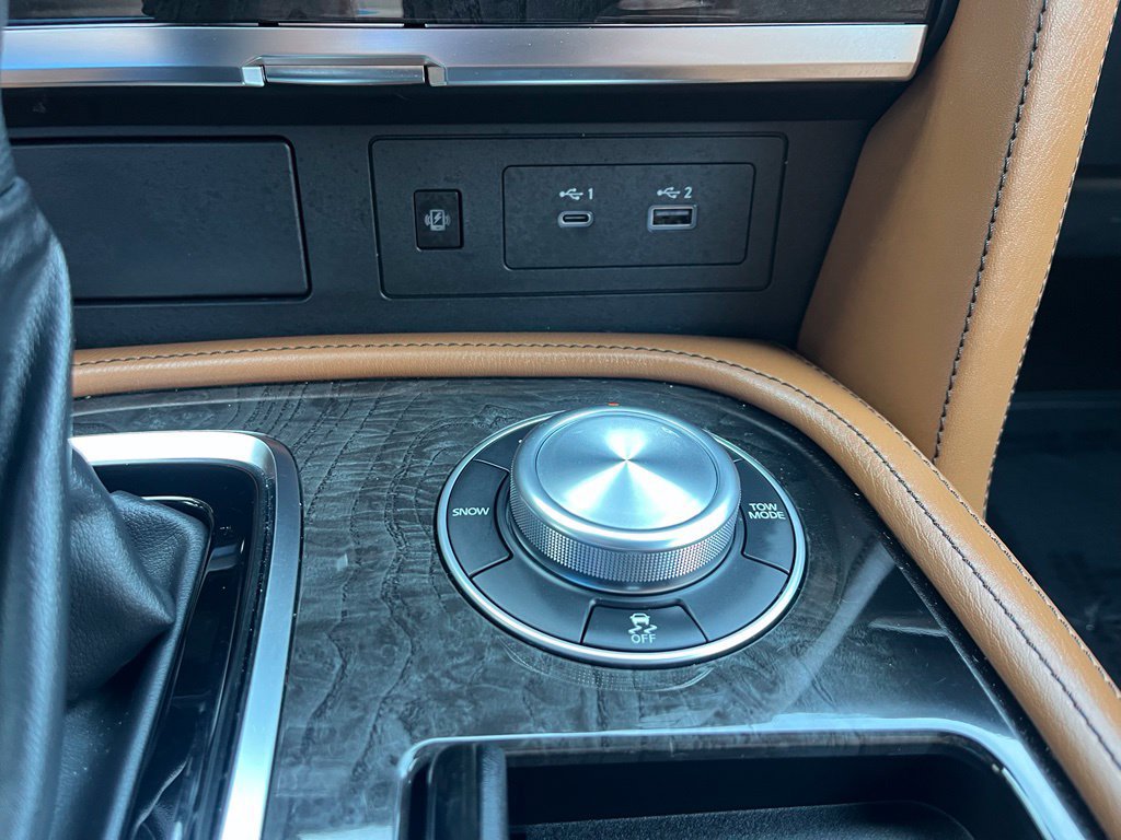 Used 2022 INFINITI QX80 Sensory w/ All-Season Package AWD/4WD image 36