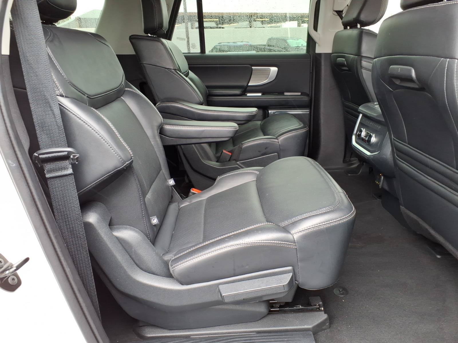Certified 2025 Ford Expedition Max Platinum AWD/4WD image 14