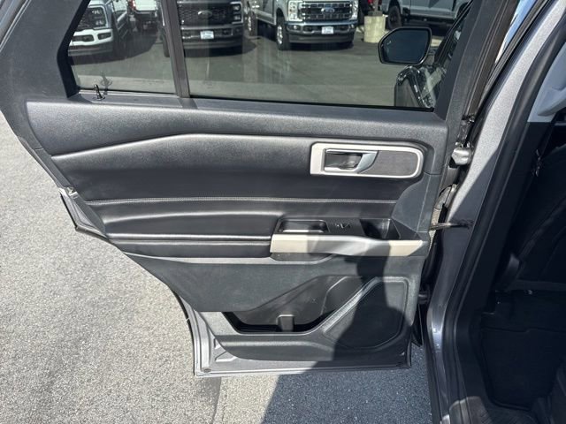 Certified 2021 Ford Explorer XLT w/ Equipment Group 202A AWD/4WD image 14
