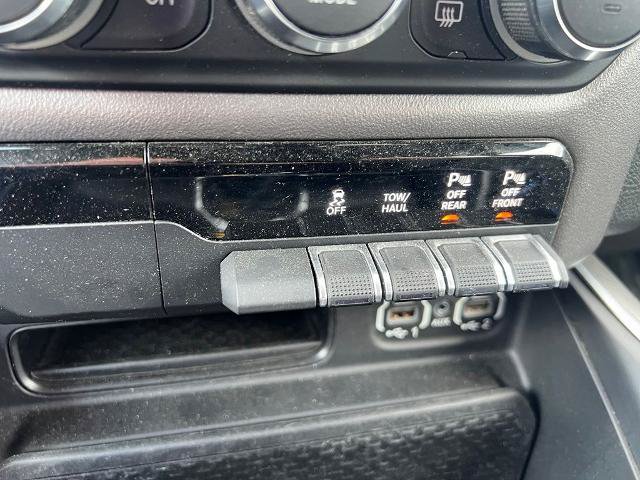 Used 2020 RAM 1500 Big Horn AWD/4WD image 25