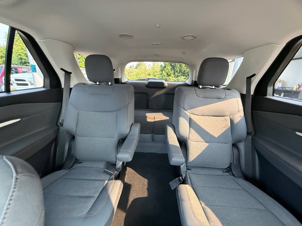 Certified 2025 Ford Explorer Active AWD/4WD image 22
