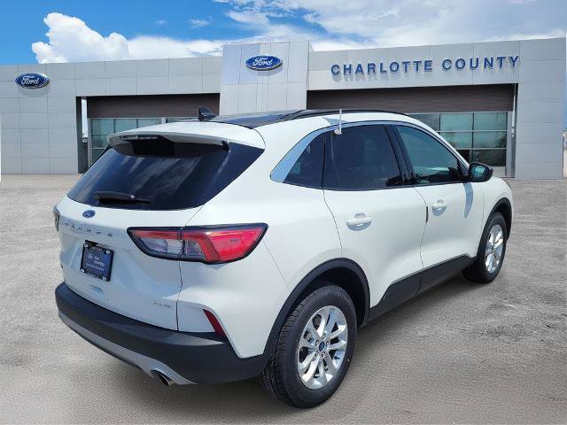 Certified 2022 Ford Escape SE w/ Cold Weather Package AWD/4WD image 5