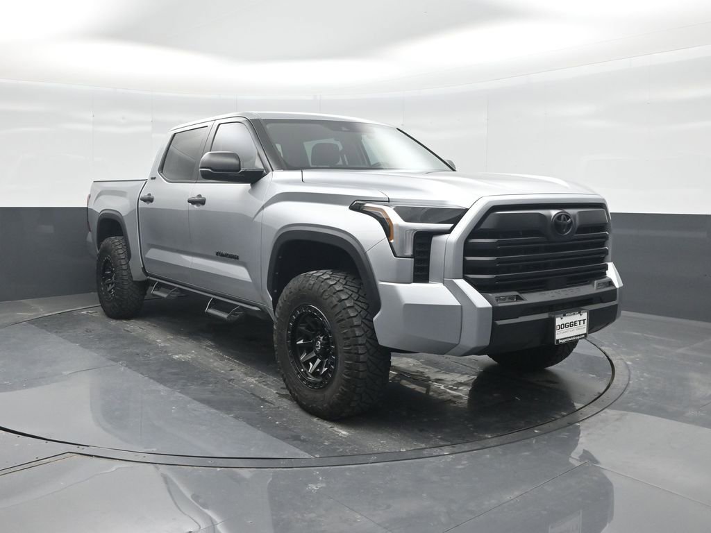 Used 2024 Toyota Tundra SR5 RWD image 8