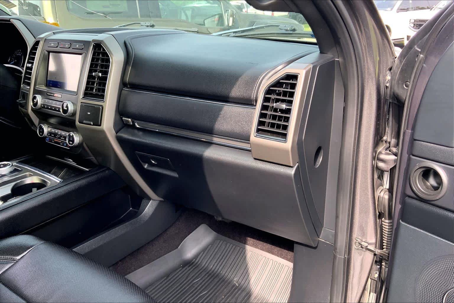 Certified 2021 Ford Expedition XLT RWD image 16