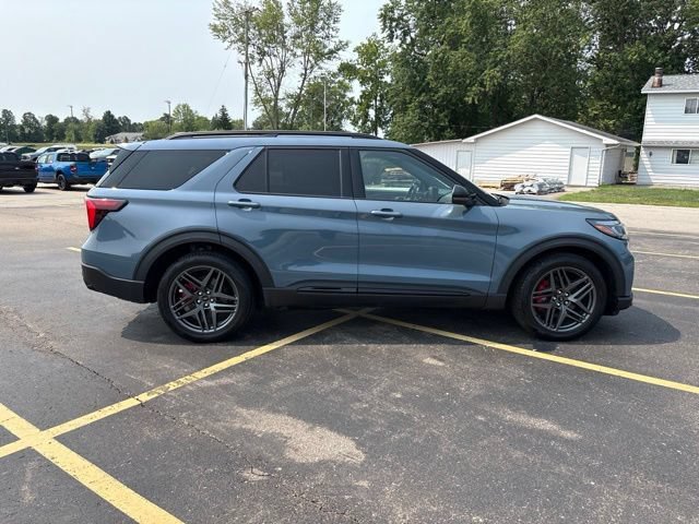 Certified 2025 Ford Explorer ST AWD/4WD image 2