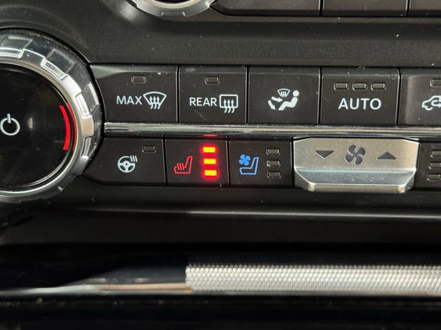 Certified 2022 Ford F150 Lariat w/ Equipment Group 502A High AWD/4WD image 21