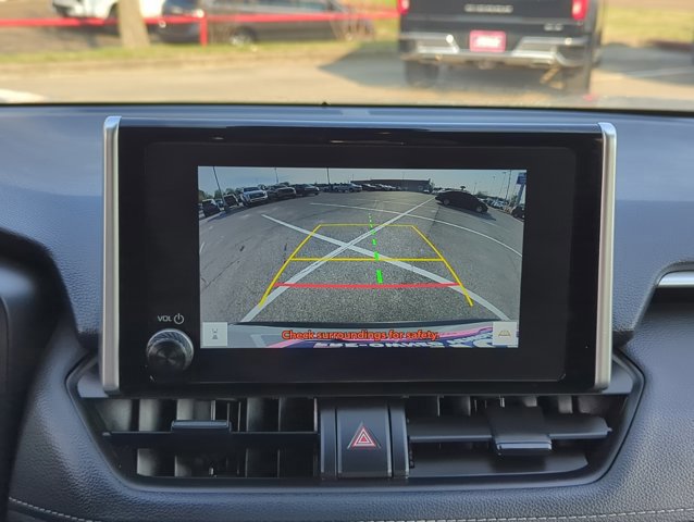 Used 2025 Toyota RAV4 LE image 15