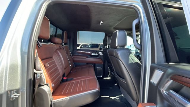 Used 2024 GMC Sierra 2500 Denali Ultimate image 13