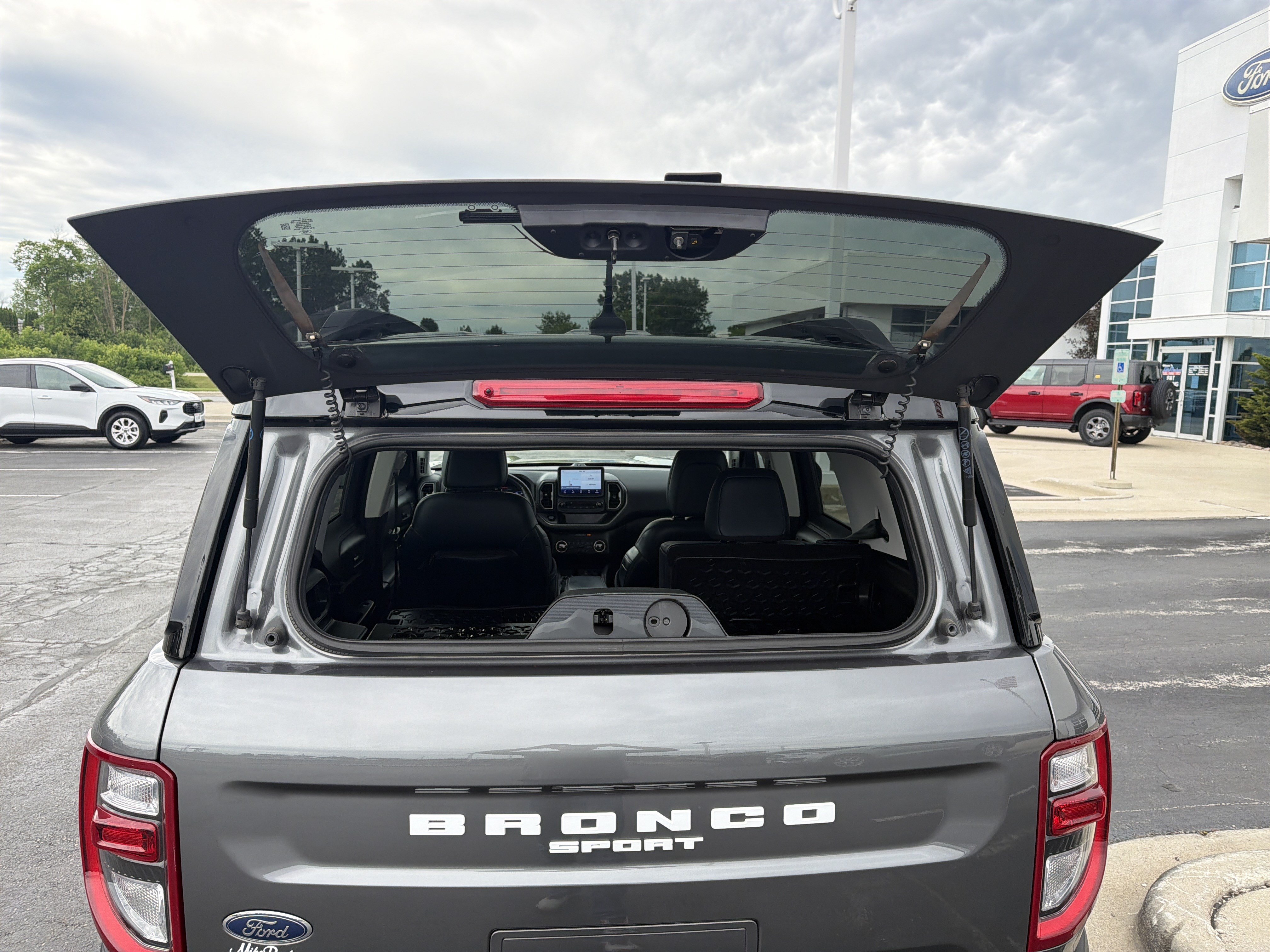 Certified 2023 Ford Bronco Sport Outer Banks w/ Tech Package AWD/4WD image 18