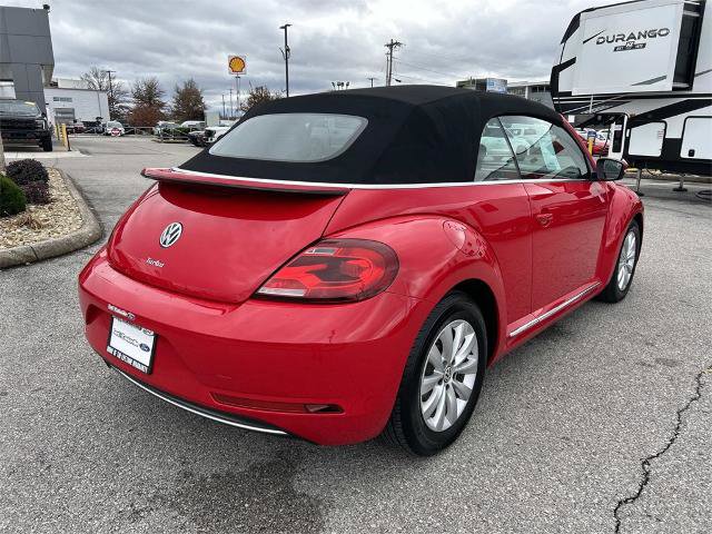 Used 2018 Volkswagen Beetle 2.0T S image 4
