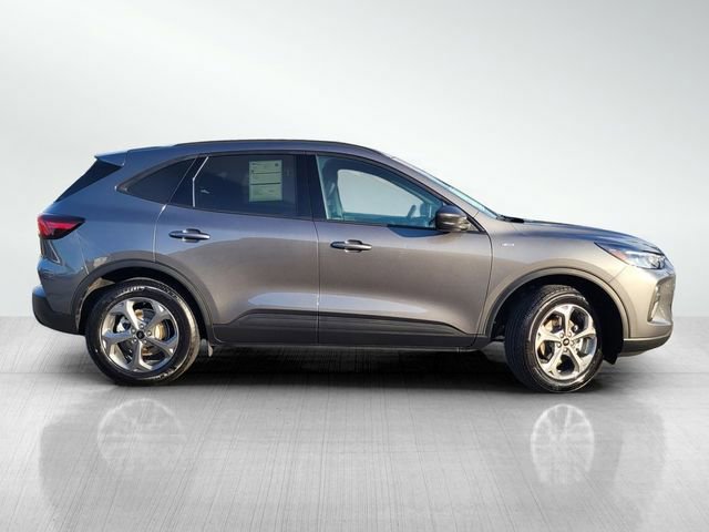 Certified 2025 Ford Escape ST-Line image 2