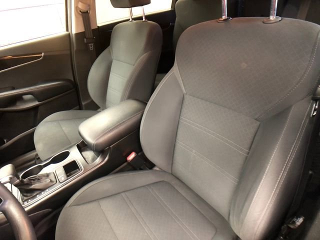 Used 2020 Kia Sorento LX image 10