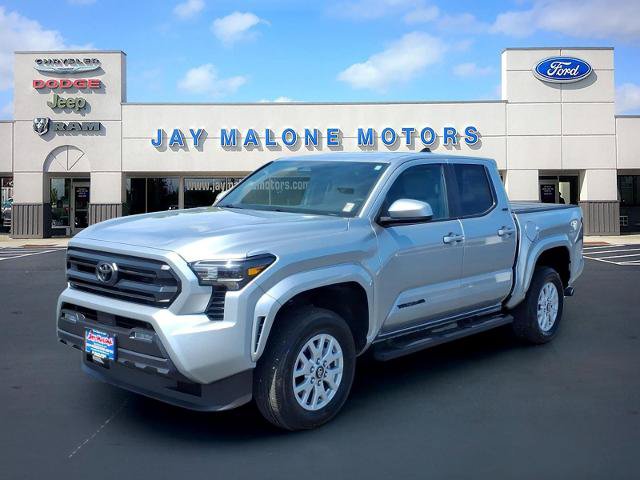 Used 2025 Toyota Tacoma SR5 AWD/4WD image 7