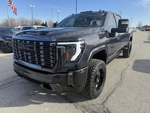 Used 2024 GMC Sierra 2500 Denali Ultimate image 8