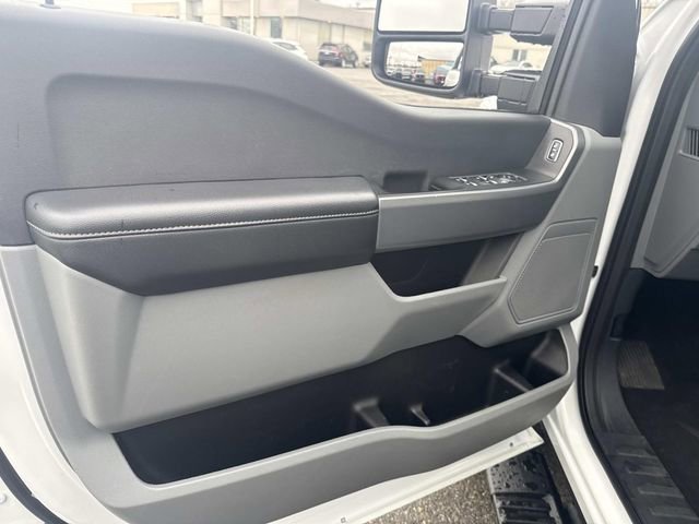 Certified 2024 Ford F250 XLT w/ Snow Plow Prep Package image 17