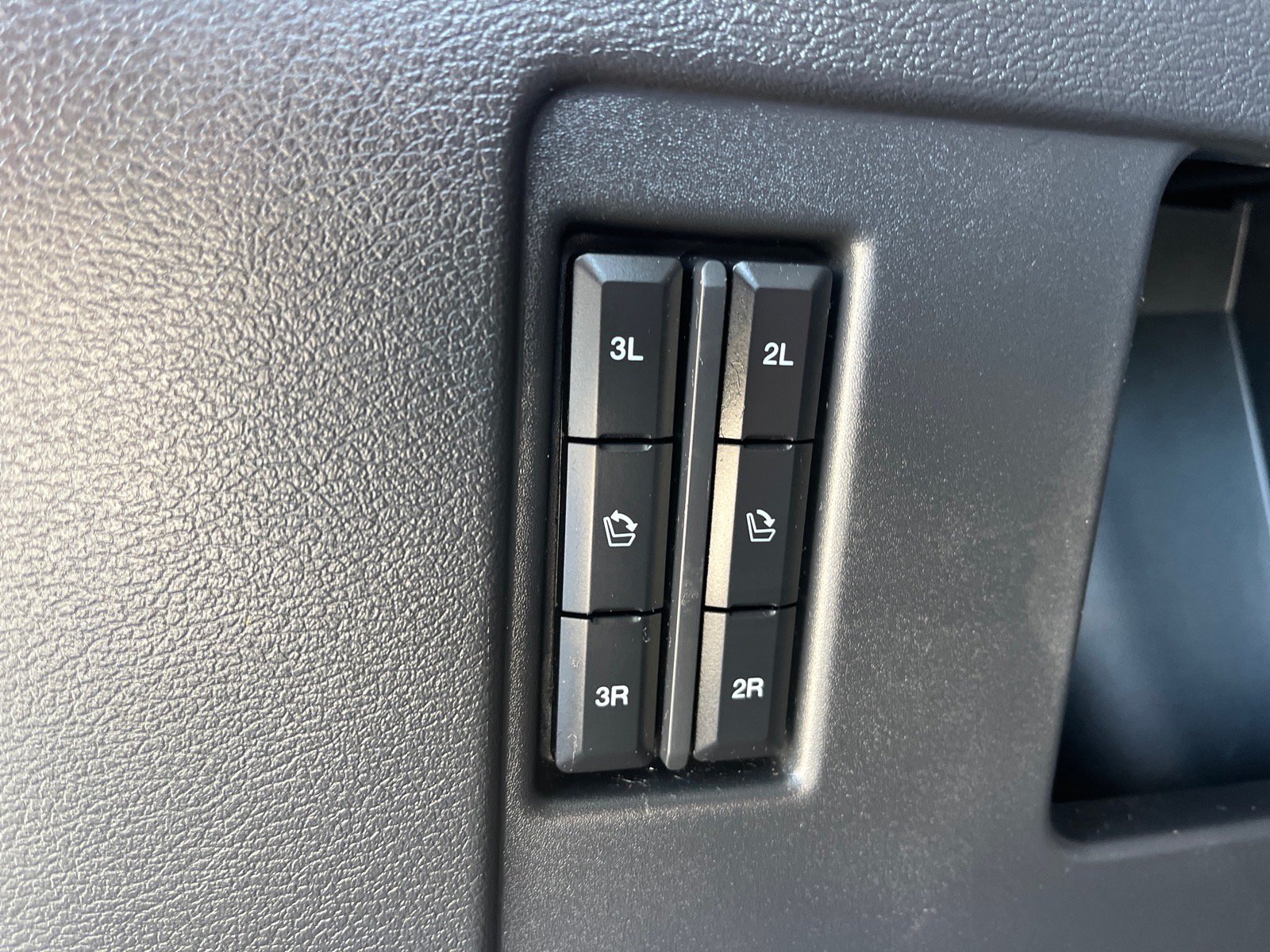 Certified 2024 Ford Expedition Limited AWD/4WD image 20