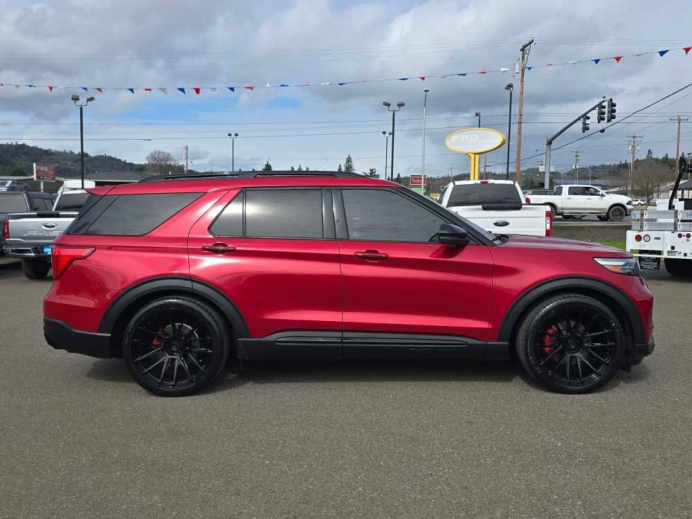 Certified 2020 Ford Explorer ST w/ Premium Technology Package image 6