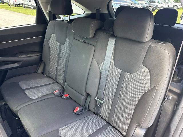 Used 2023 Kia Sorento LX FWD image 11