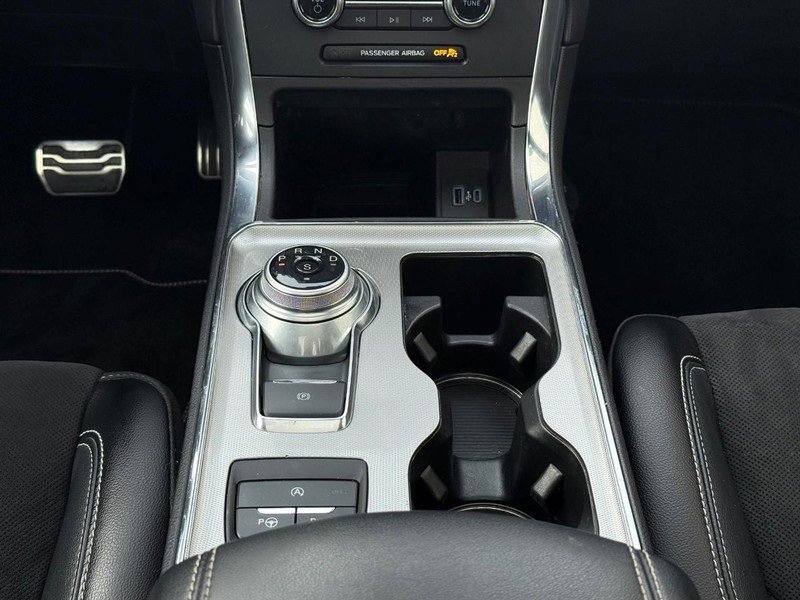 Certified 2022 Ford Edge ST w/ Equipment Group 401A image 12