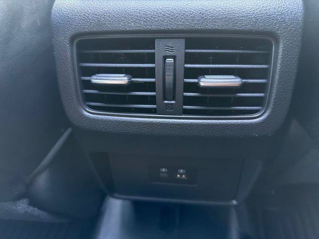 Used 2021 Nissan Rogue SV w/ Premium Package FWD image 29