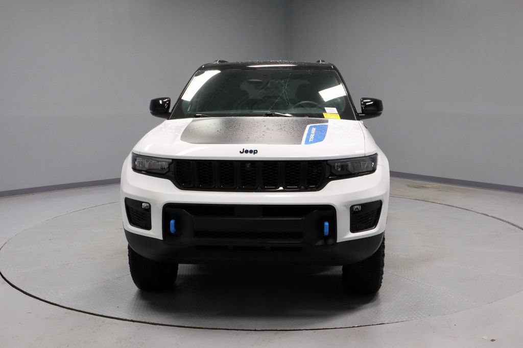 Used 2022 Jeep Grand Cherokee Trailhawk w/ Advanced Protech Group II AWD/4WD image 7