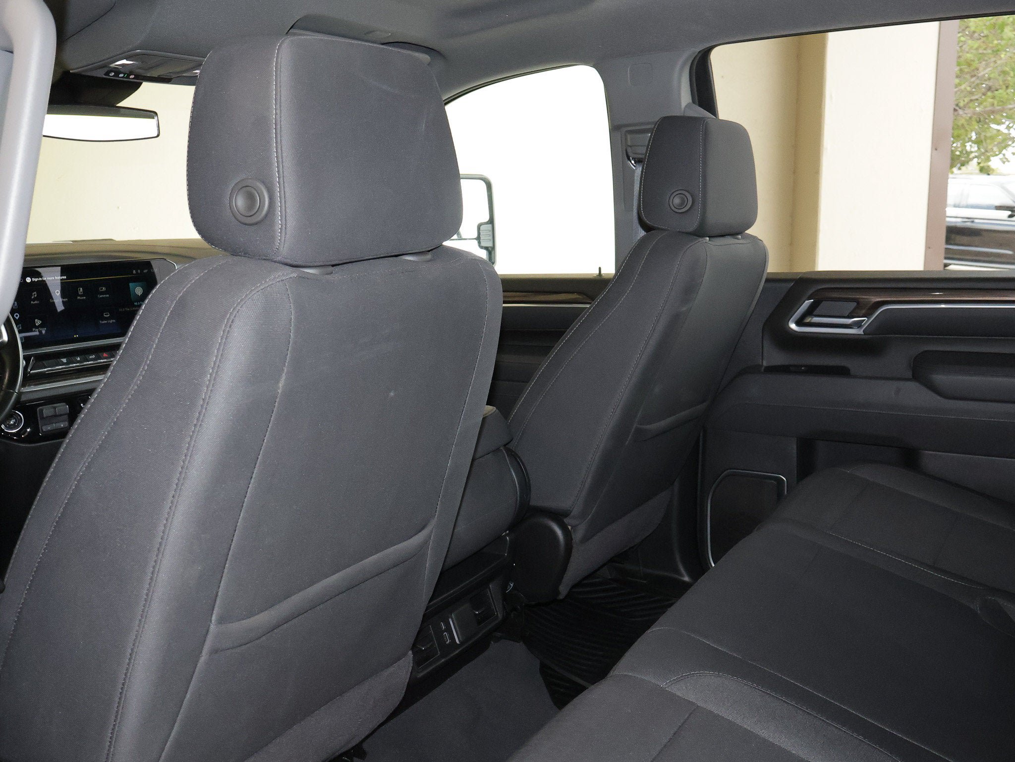 Used 2025 Chevrolet Silverado 2500 LT w/ Convenience Package AWD/4WD image 37
