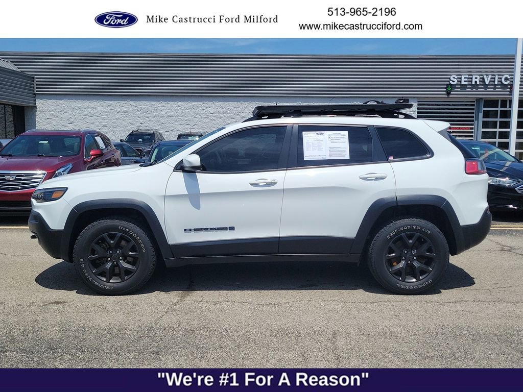 Used 2020 Jeep Cherokee Latitude AWD/4WD image 2