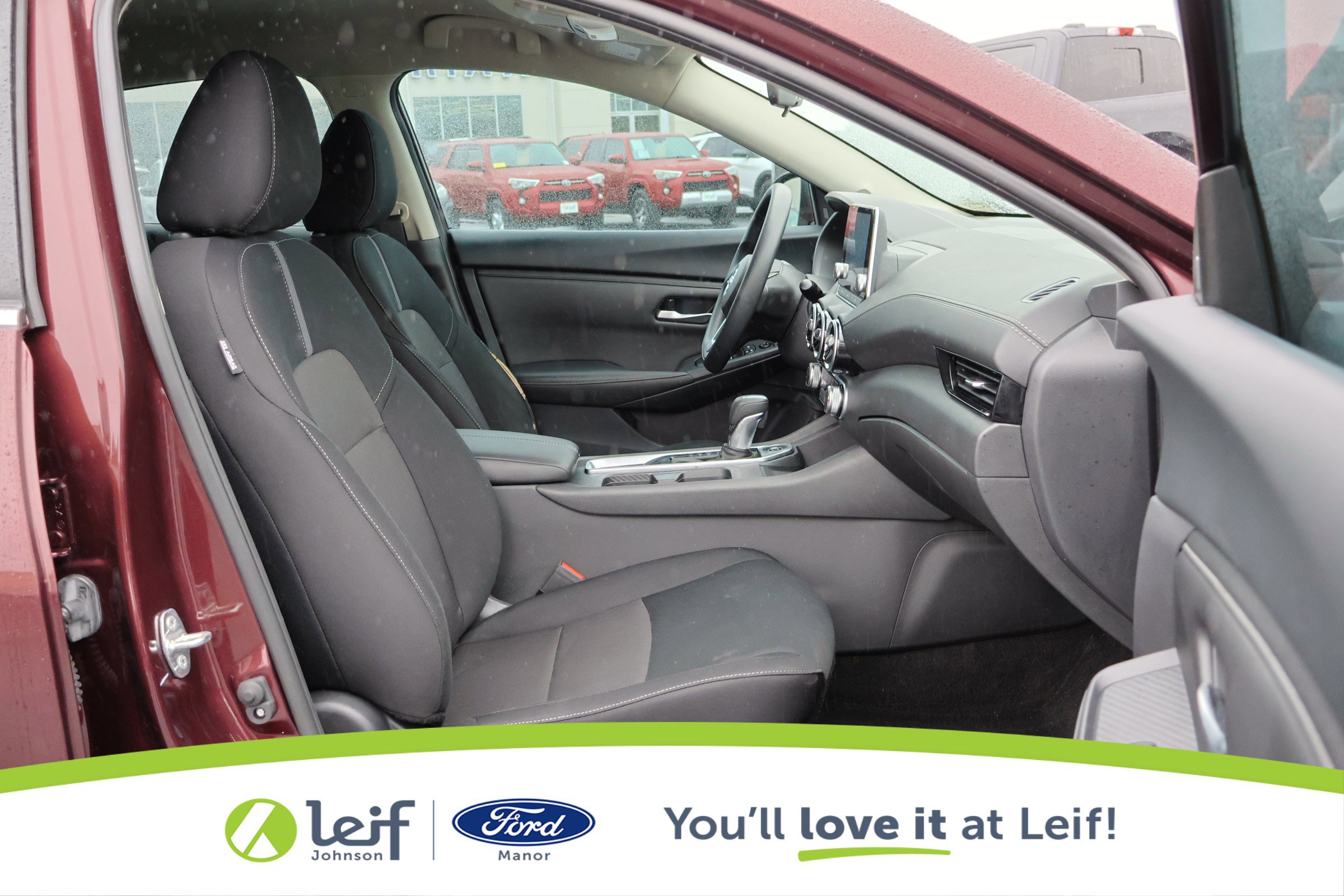 Used 2024 Nissan Sentra SV image 28