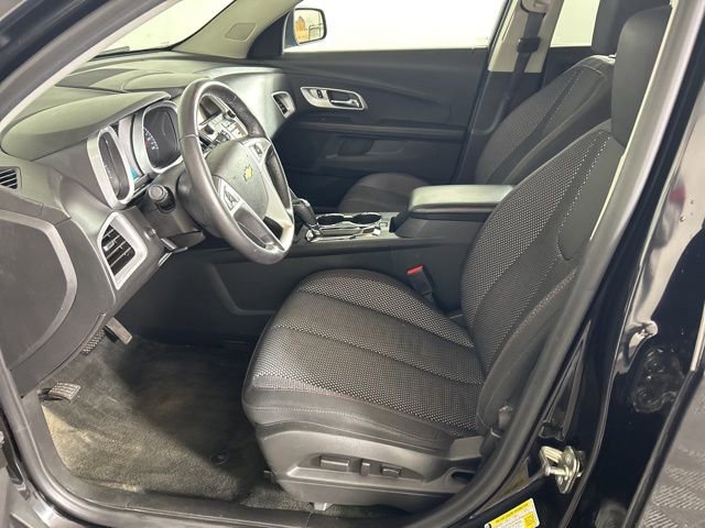 Used 2017 Chevrolet Equinox LT w/ Convenience Package AWD/4WD image 9