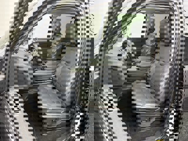 Certified 2025 Ford Expedition Active image 12