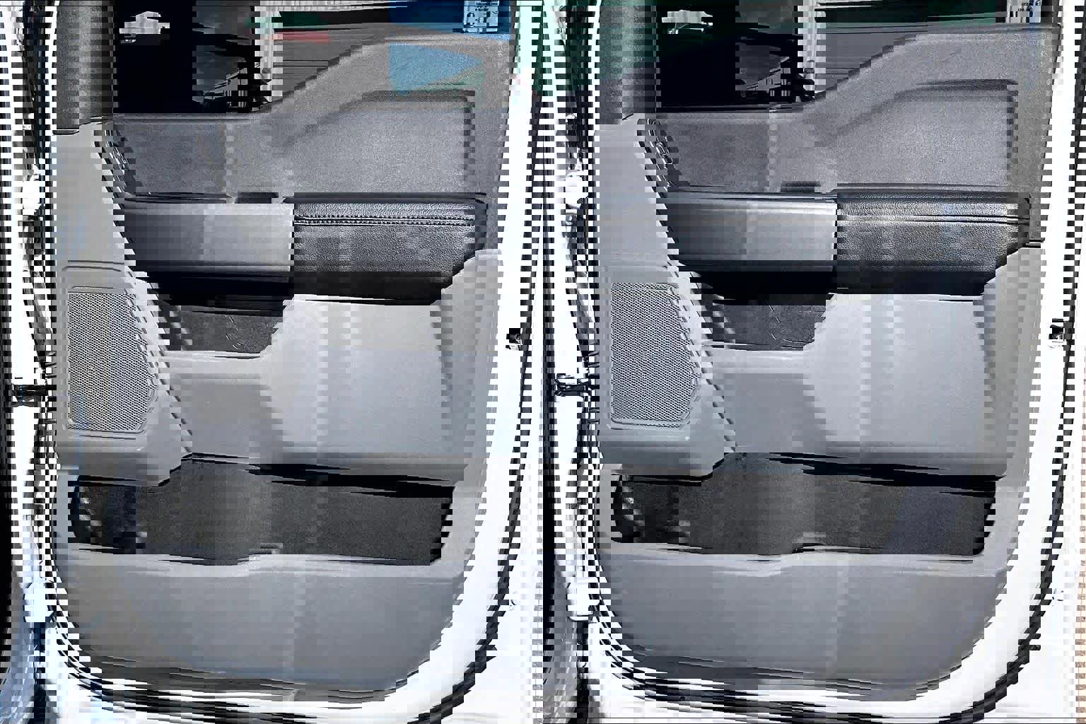 Certified 2024 Ford F250 XLT w/ 360-Degree Camera Package image 29