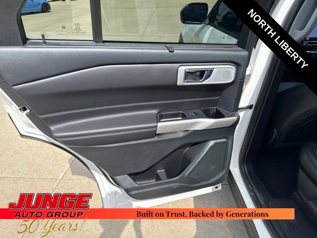 Certified 2024 Ford Explorer Limited w/ Limited Technology Package AWD/4WD image 17